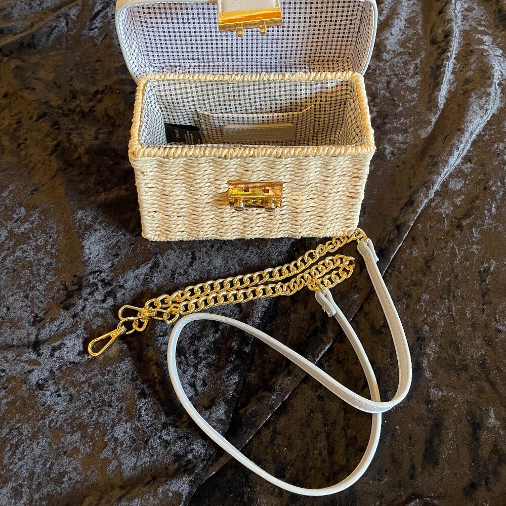 Live Dreams light blue basket pill box purse - Picture 8 of 9